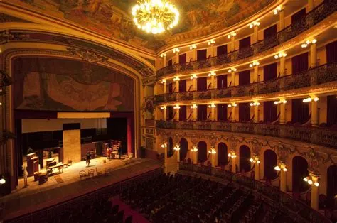 Das Teatro Amazonas: Ein architektonisches Juwel im Herzen des Amazonas-Regenwaldes!